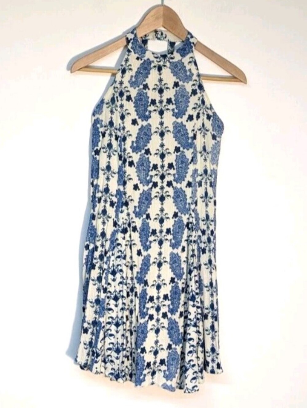 Patrons of Peace Blue and Cream Floral Halter Semi-bare Back Mini Dress, Small